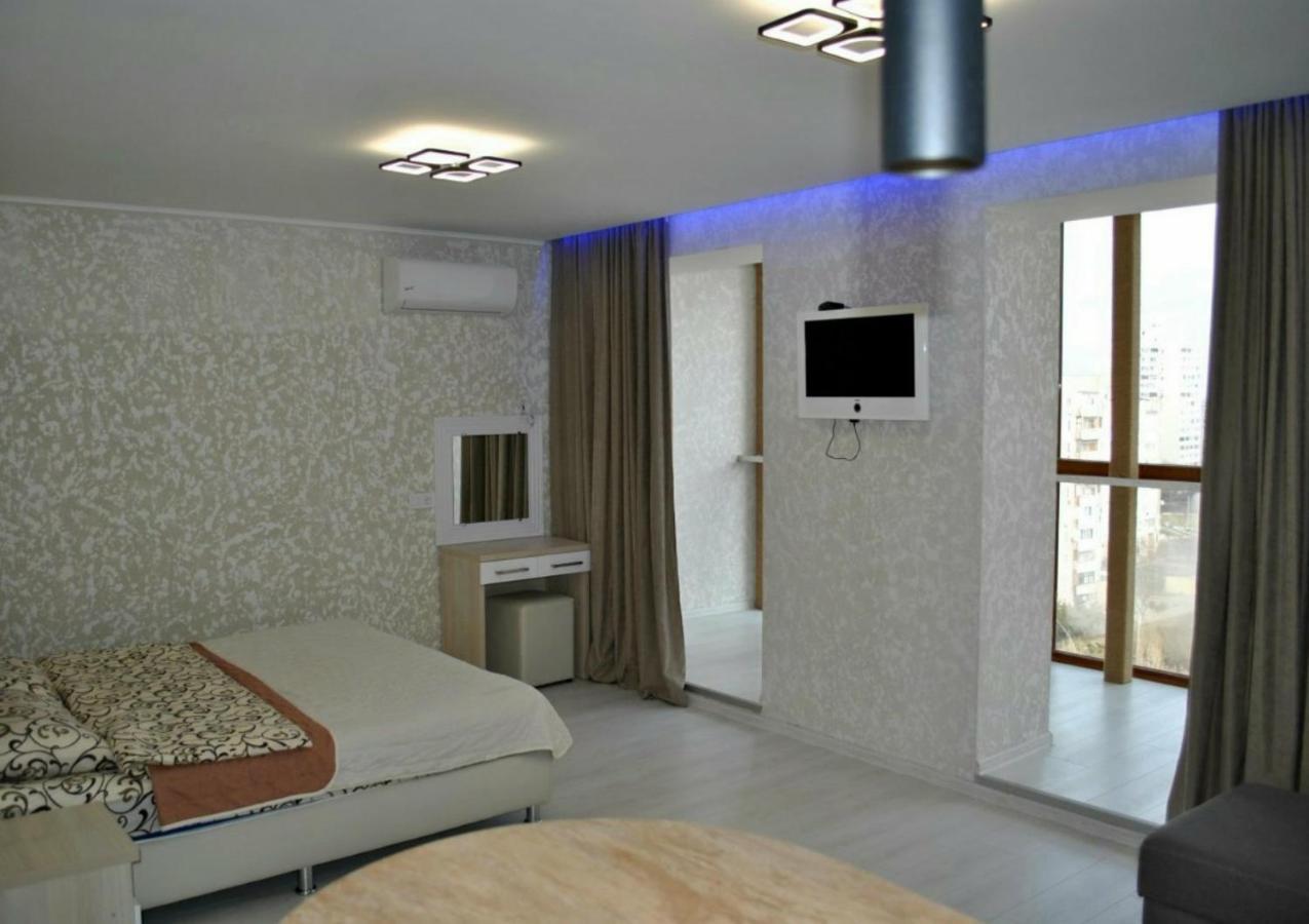 Apart-Hotel Sky Yuzhne Exterior photo